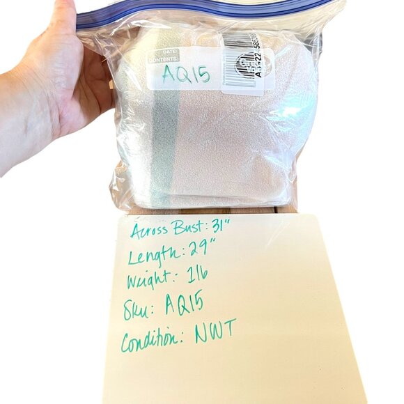 Barefoot Dreams CozyChic Ultra Lite Ocean Breeze Poncho Pink Multi Stripe NWT - Picture 10 of 11